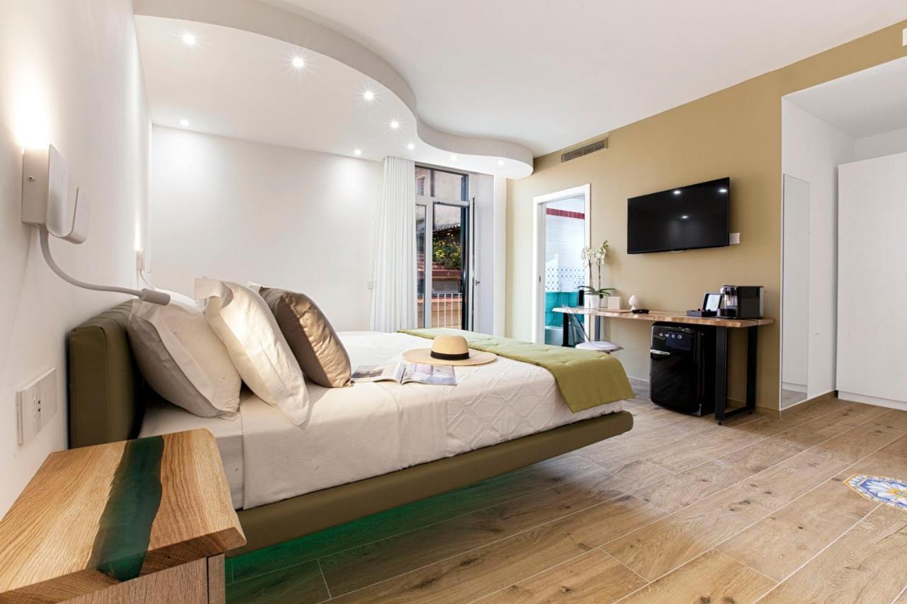 Yourhome - Lidia Rooms & Suites Sorrento Exterior photo