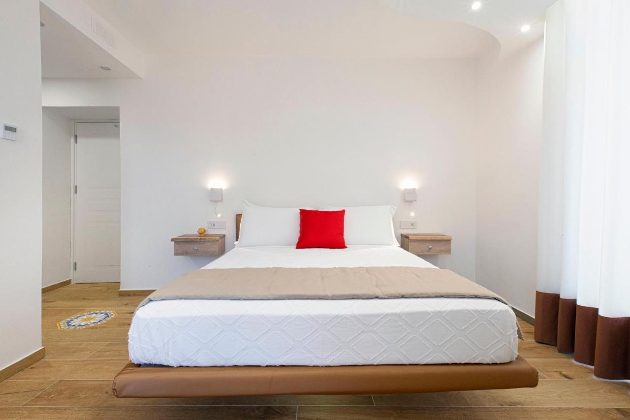 Yourhome - Lidia Rooms & Suites Sorrento Exterior photo